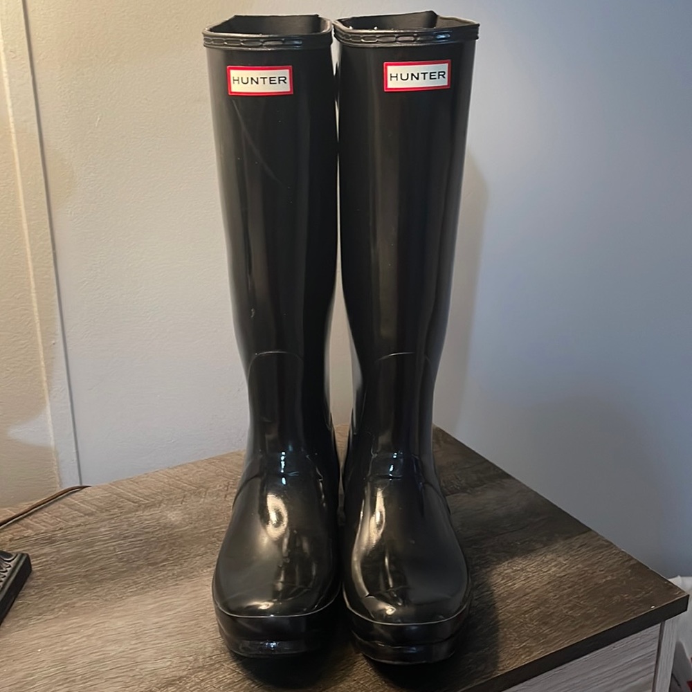 Hunter boots size 9